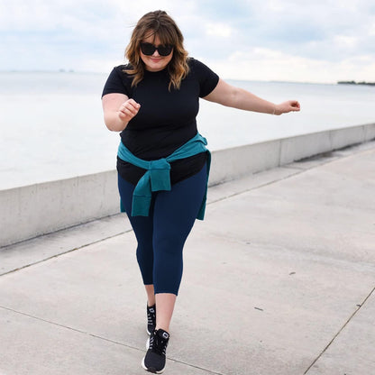 MOREFEEL Plus Size Capri Leggings with Pockets